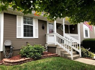 413 NE Virginia Ct, Blue Springs, MO 64014