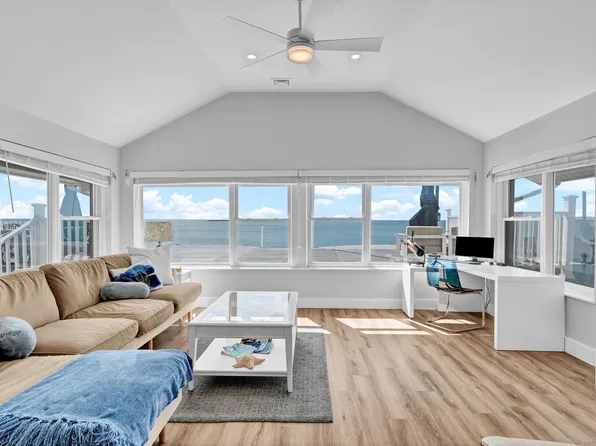 212 Morgan Avenue, East Haven, CT 06512