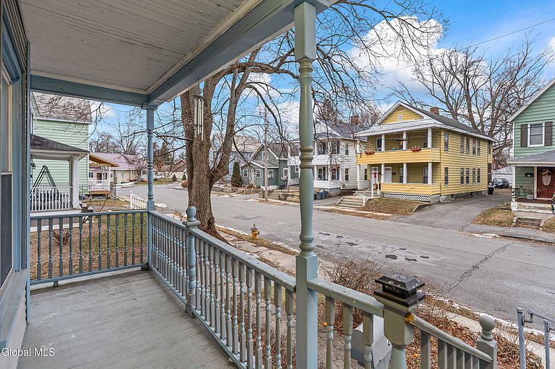 2nd image of 28 Eagle Street
