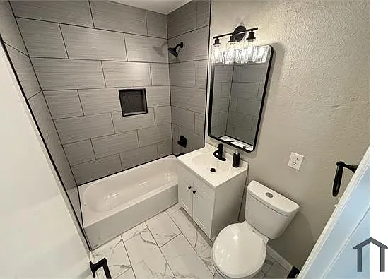 239 W Philadelphia Ave #5 — Photo 14