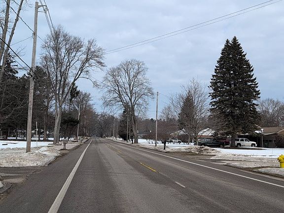 5th image of 4300 Lake Harbor Rd