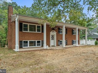 4421 Kling Dr, Alexandria, VA 22312
