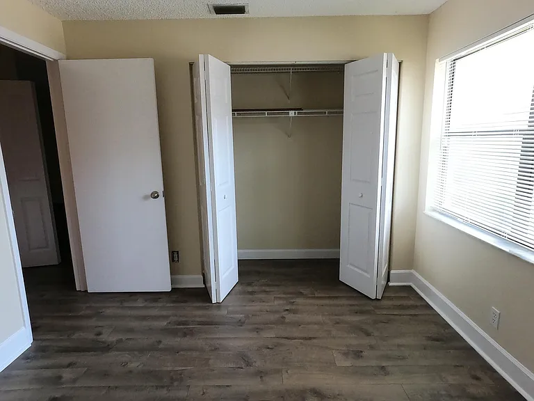16363 Water Way — Photo 7