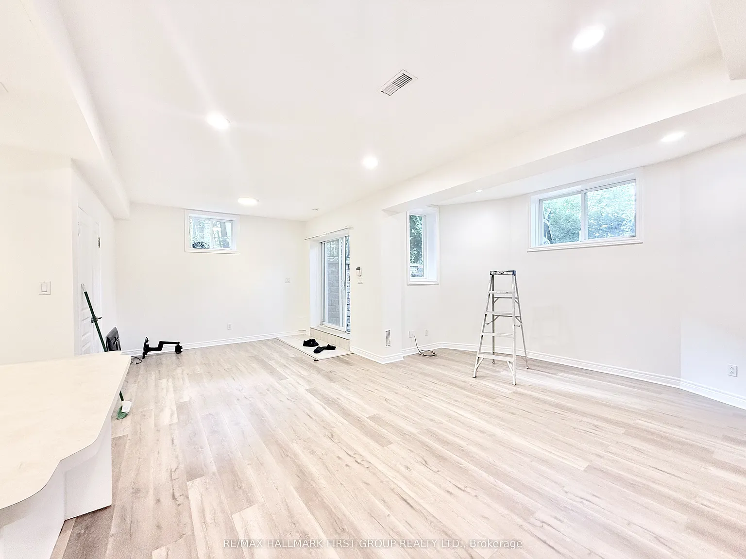 2 bed, $2,150 — Photo 4