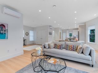 957 Nicola St #951, Vancouver, BC V6G2C7