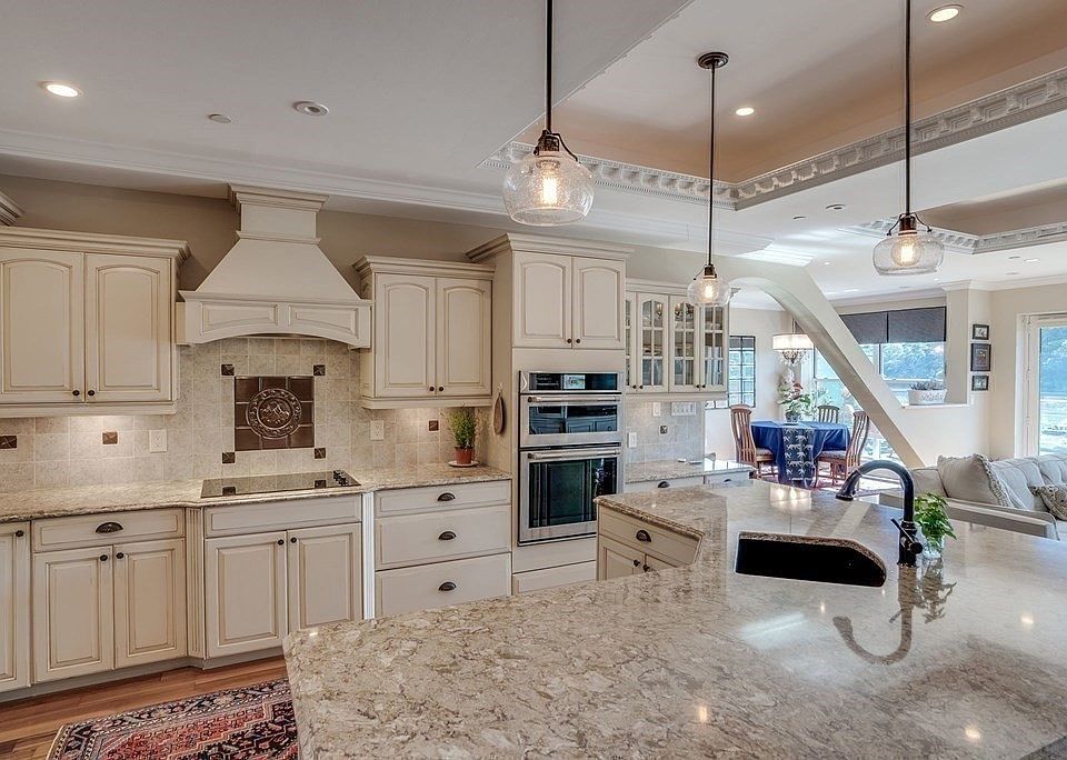 60 Merrimac St Amesbury MA Zillow