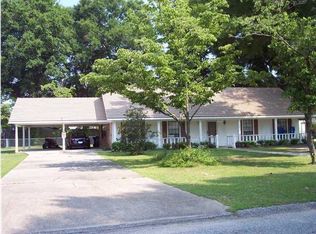 555 Whidden Dr, Satsuma, AL 36572
