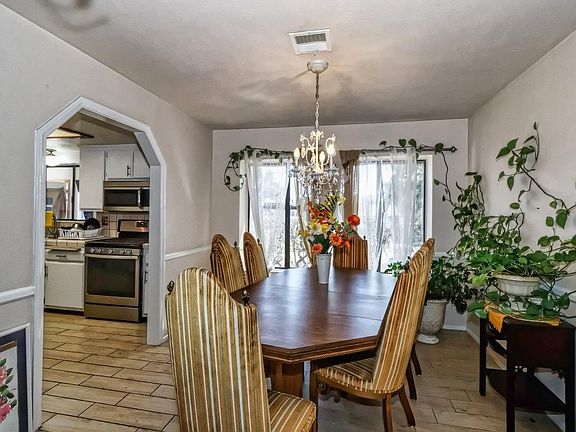 5th image of 8455 Amador Ave
