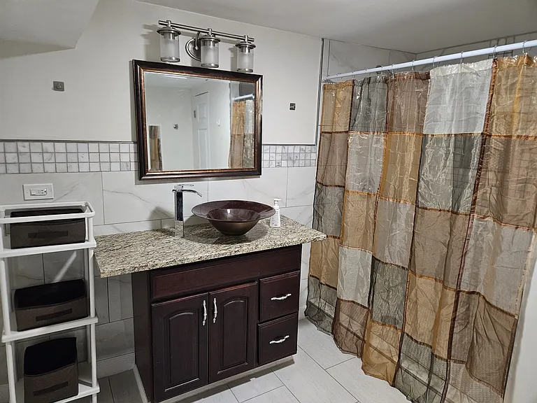 8202 S Muskegon Ave — Photo 5
