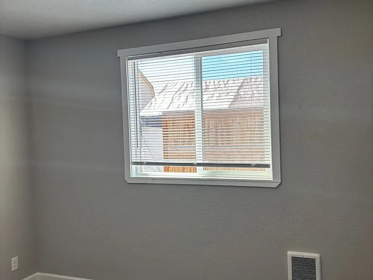 924 S Comstock Rd — Photo 15