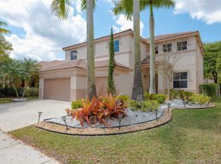1114 Sunflower Cir, Weston, FL 33327