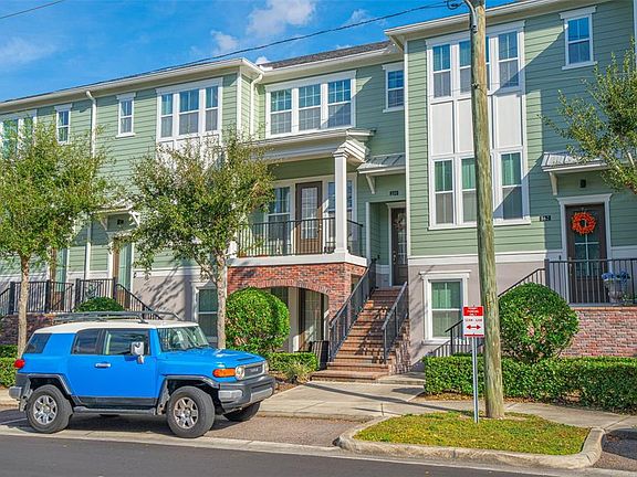 2nd image of 160 Sun Palm Ln