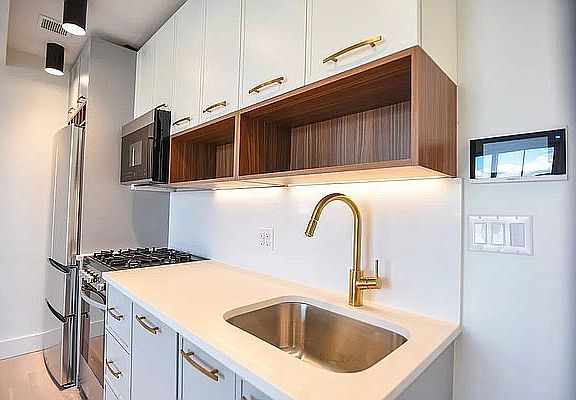 2nd image of 933 Rogers Ave #50