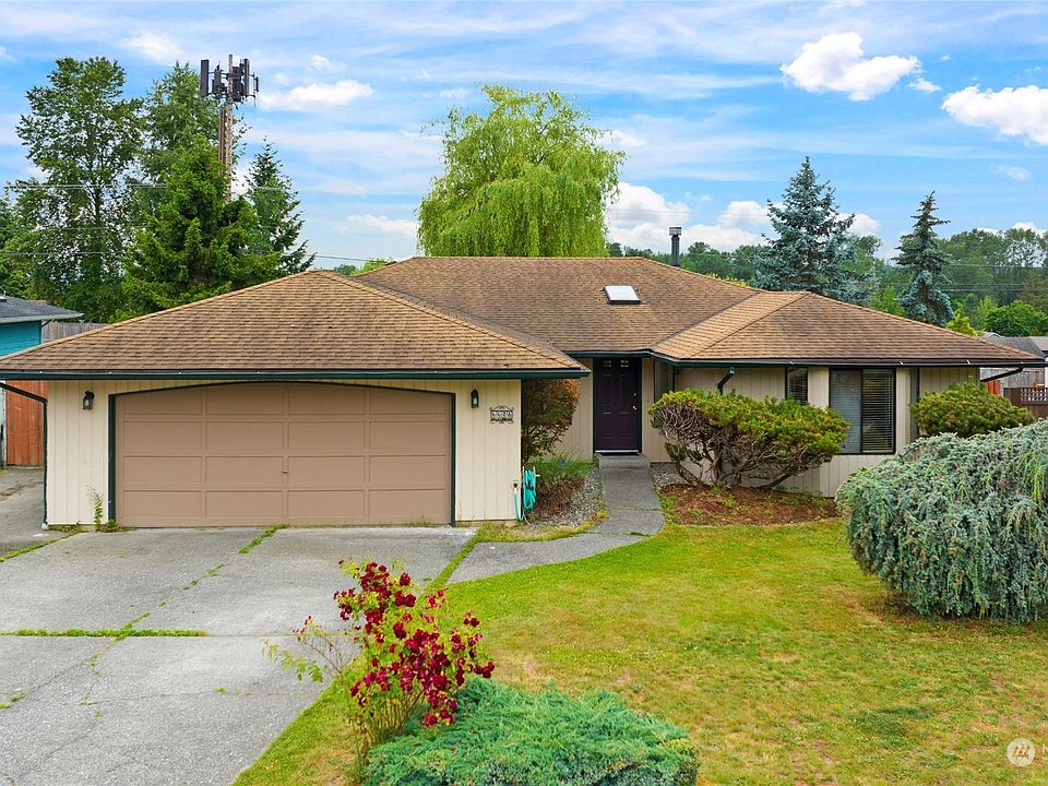 1st image of 6628 67th Drive NE