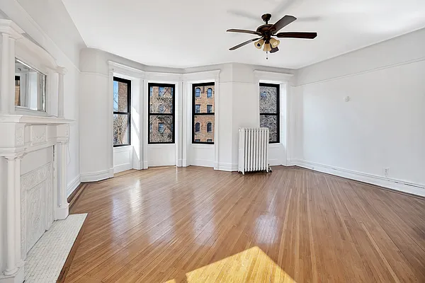 Sold by Douglas Elliman | media 15