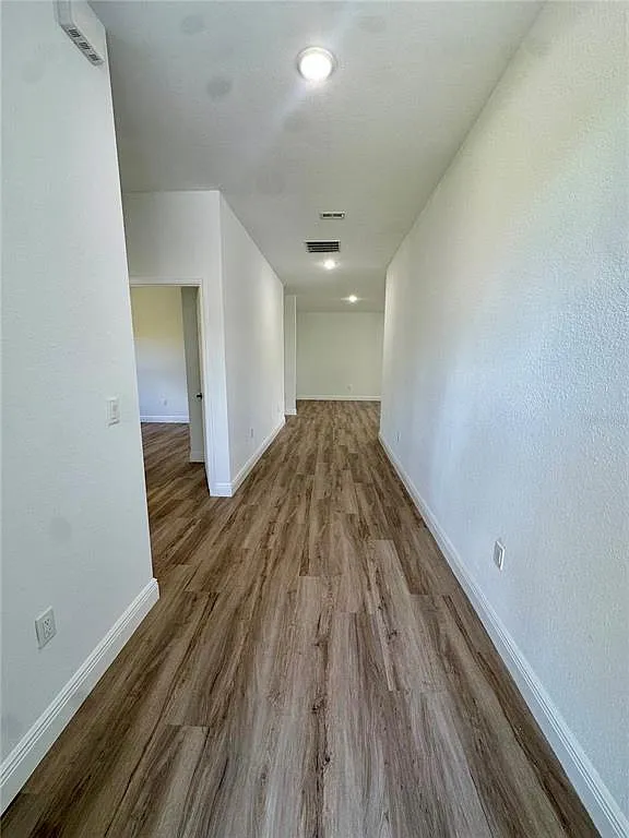 3 bed, 2.0 bath, 1642 sqft, $1,995 — Photo 3
