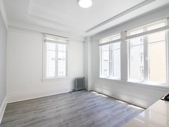 4th image of 626 Powell St #203