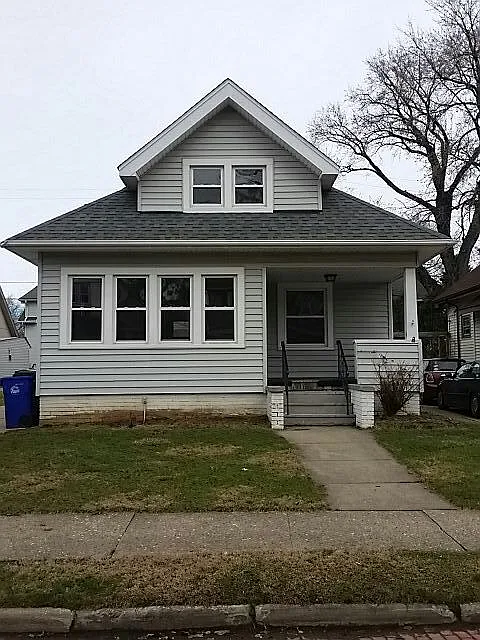 1804 Amberly Ave photo 1