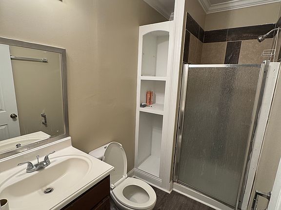2nd image of 615 S 1st Ave #B