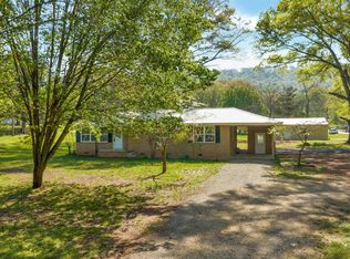 417 Railroad Ave, Valley Head, AL 35989