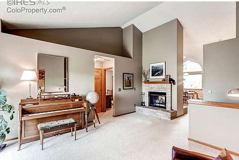 5th image of 2323 Dogwood Cir