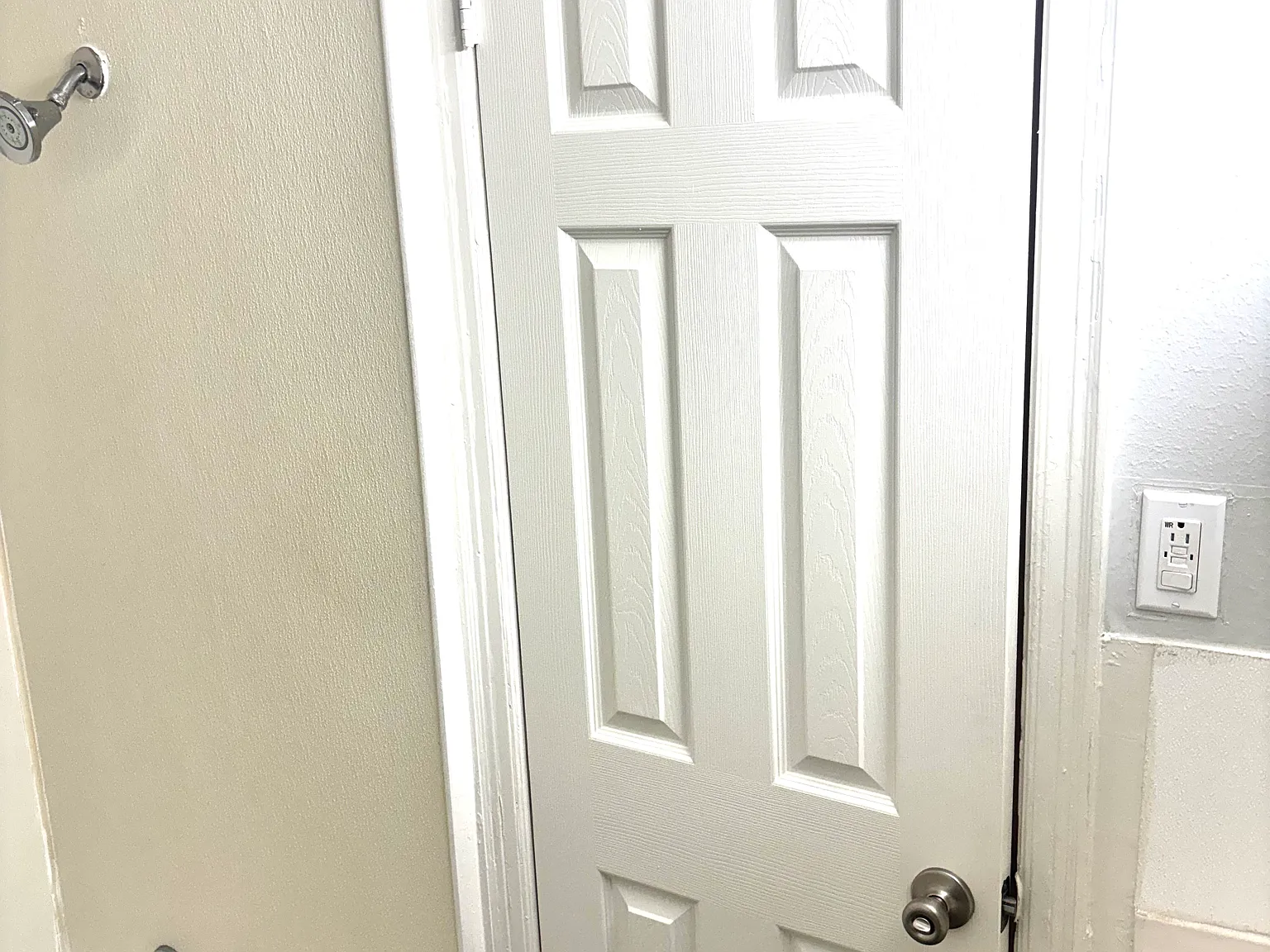 2 bed, 800 sqft, $1,100 — Photo 1