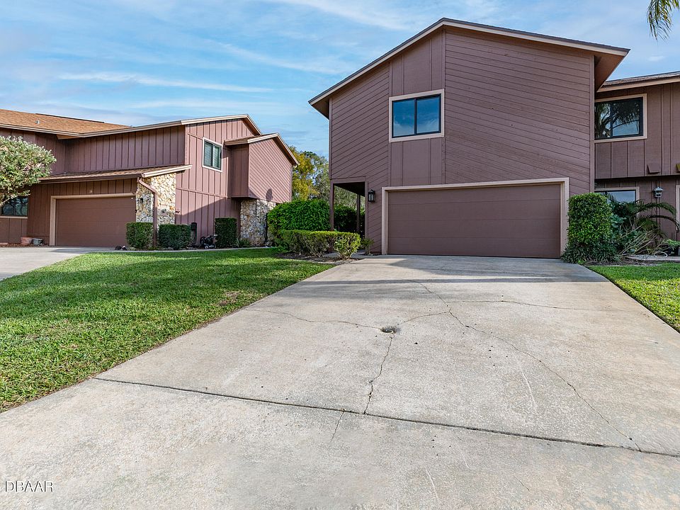 1st image of 16 Wildwood Trl