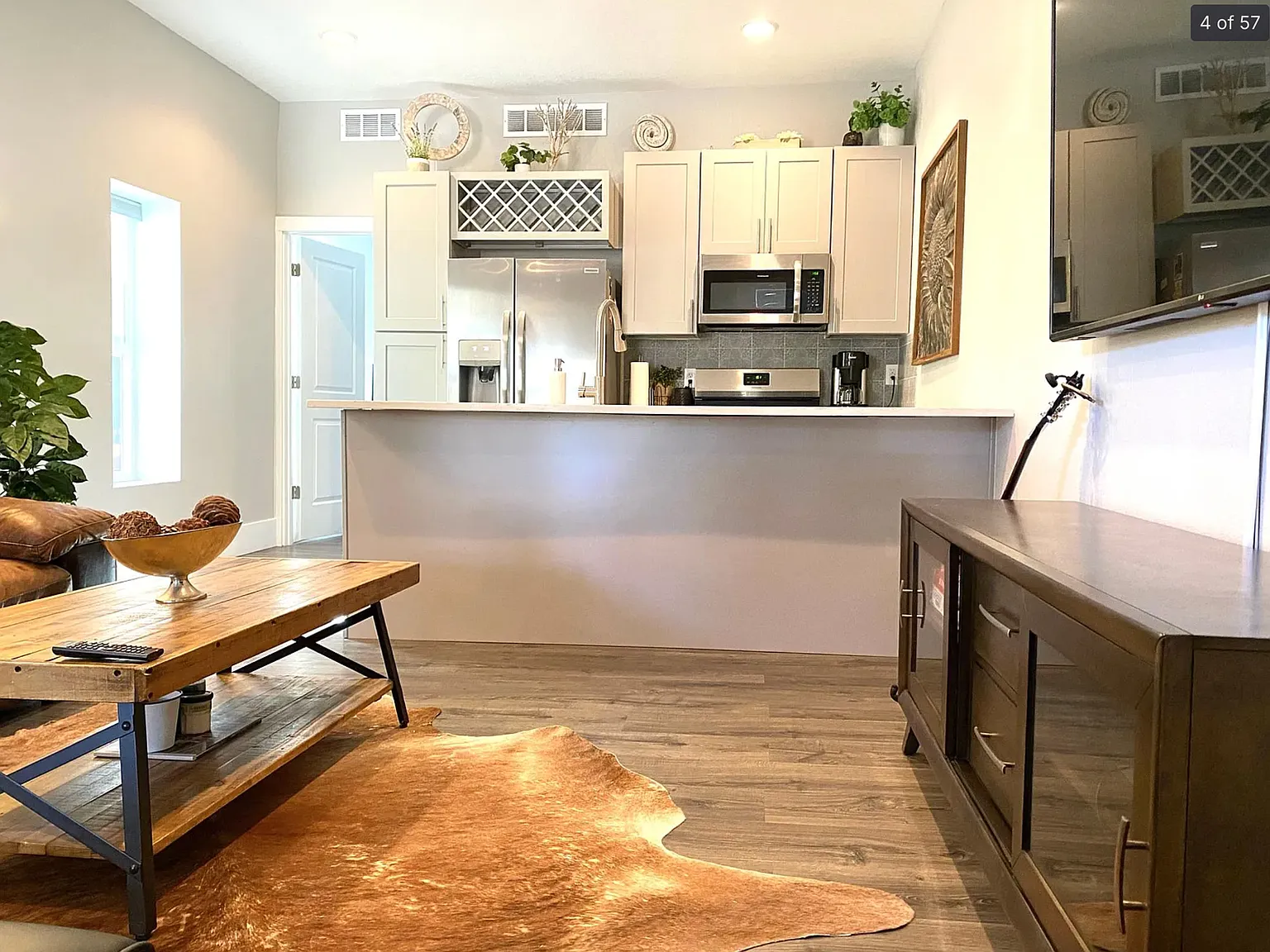 1 bed, 620 sqft, $2,000 — Photo 3