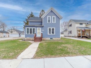 624 E Franklin St, Waupun, WI 53963