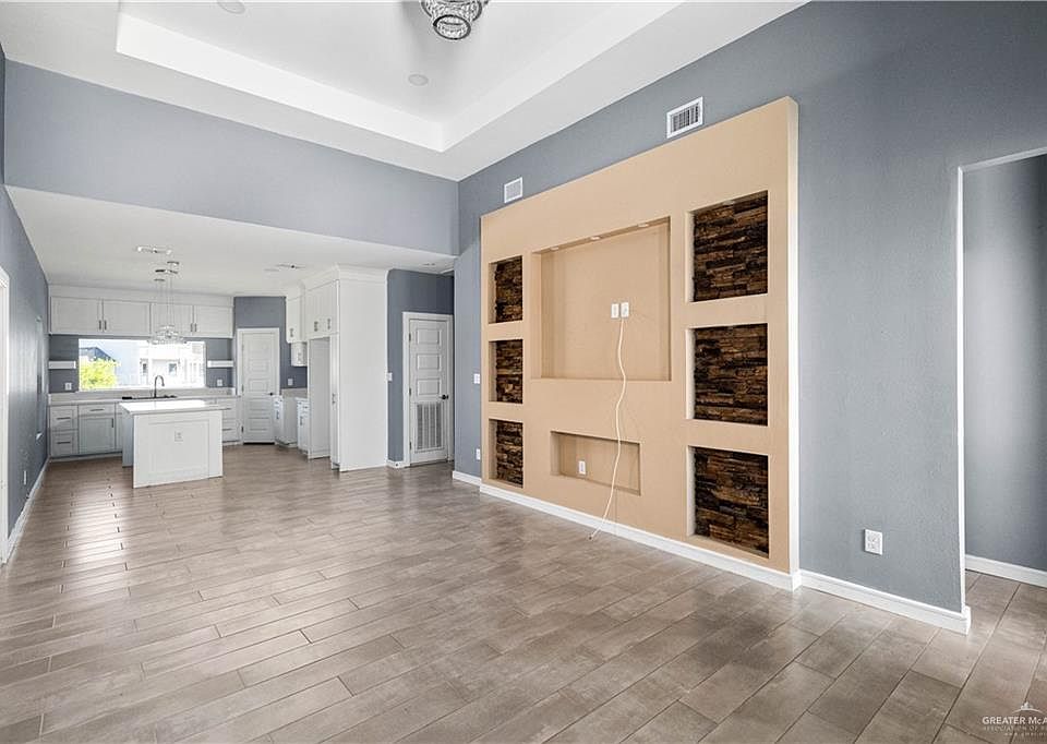 513 N Kika De La Garza Blvd, La Joya, TX 78560 | MLS #485782 | Zillow