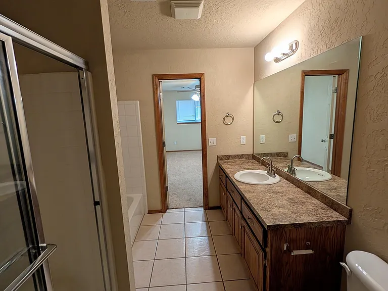 917 SW 37th St #917 — Photo 23