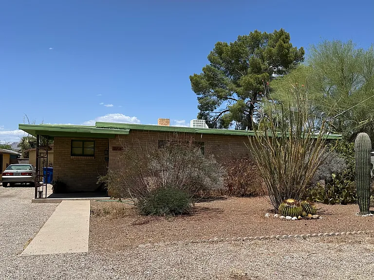 3443 E Elida St — Photo 1