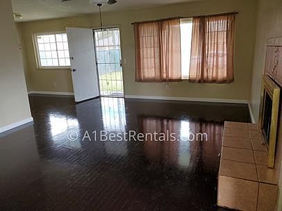 1st image of 458 Birdwell St