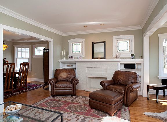 3rd image of 614 S East Ave