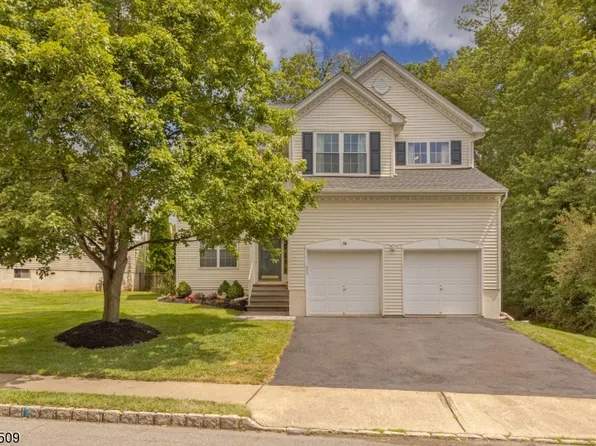 16 Woodward Dr, Bridgewater Twp., NJ 08807