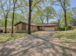 3500 Royal Oak Dr, N Little Rock, AR 72116