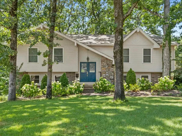 4 Okemah Ct, N Little Rock, AR 72116
