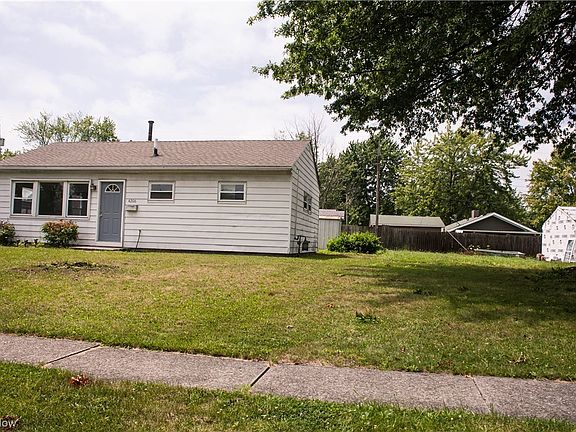 3rd image of 4206 Charleston Ave