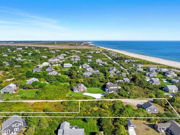 12 Myles Standish St, Nantucket, MA 02554