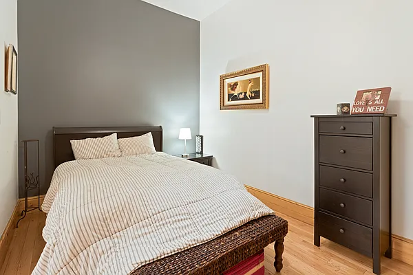 Rented by Corcoran | media 18