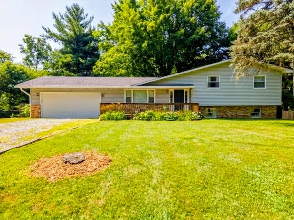281 Middle Ground Rd SW, Pataskala, OH 43062