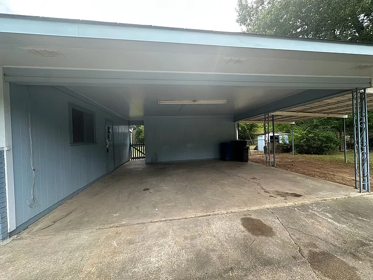 443 Janet Ln — Photo 26