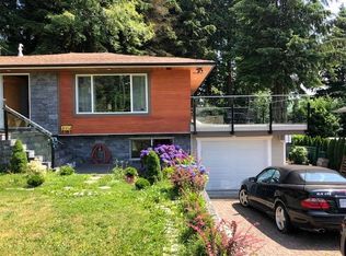4004 Delbrook Ave #6, North Vancouver, BC V7N 3Z8