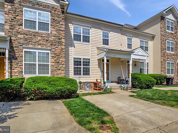 4th image of 3657 Bedford Dr