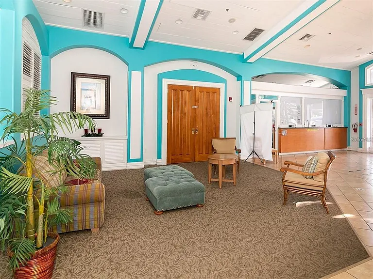 251 Caribbean Dr — Photo 18