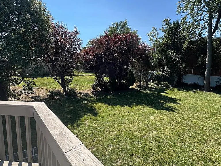 30 Spruce Ave #A — Photo 44