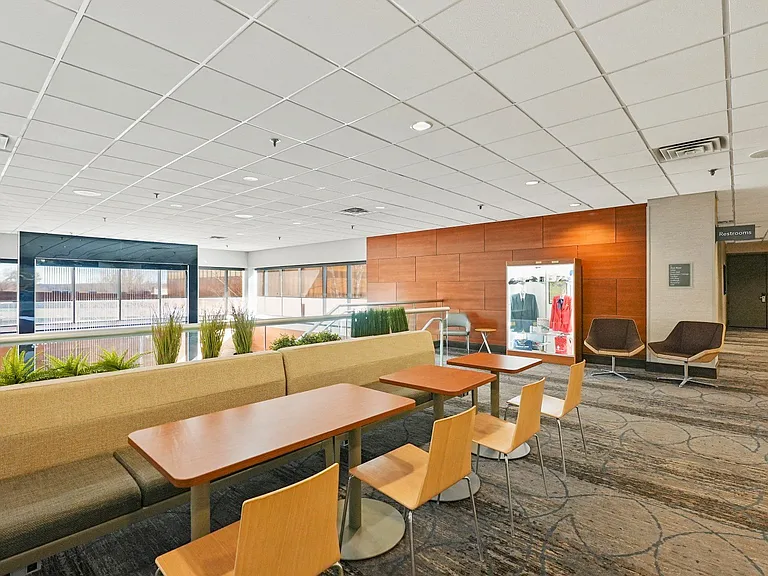 AIRE MSP Apartments — Photo 50