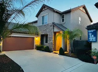 4381 W Pinsapo Dr, Fresno, CA