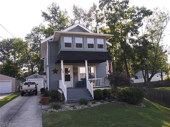 3rd image of 670 Jefferson St