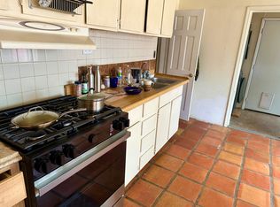 1011 Velarde Rd APT B, Santa Fe, NM 87507